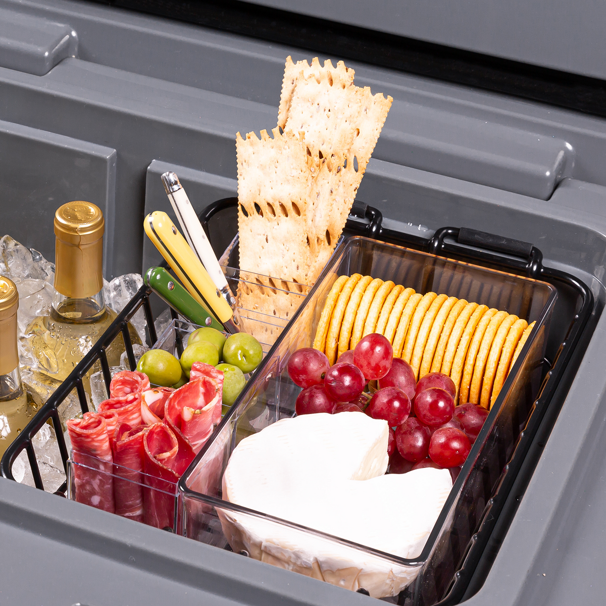 brutank-35qt-55qt-dry-rack-r5 brutank-dry-rack_accessory_alt-1.png