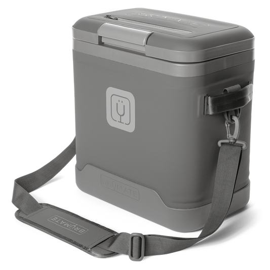 magpack-18-can-y9 magpack_18_graphite_front_strap.png